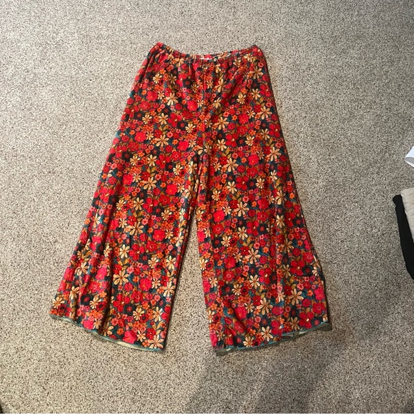 NATURAL LIFE Pants - NATURAL LIFE Cozy Retro Floral Wide Pant